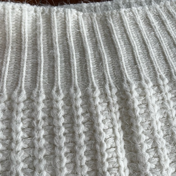 Off the shoulder fuzzy sweater - Picture 5 of 9